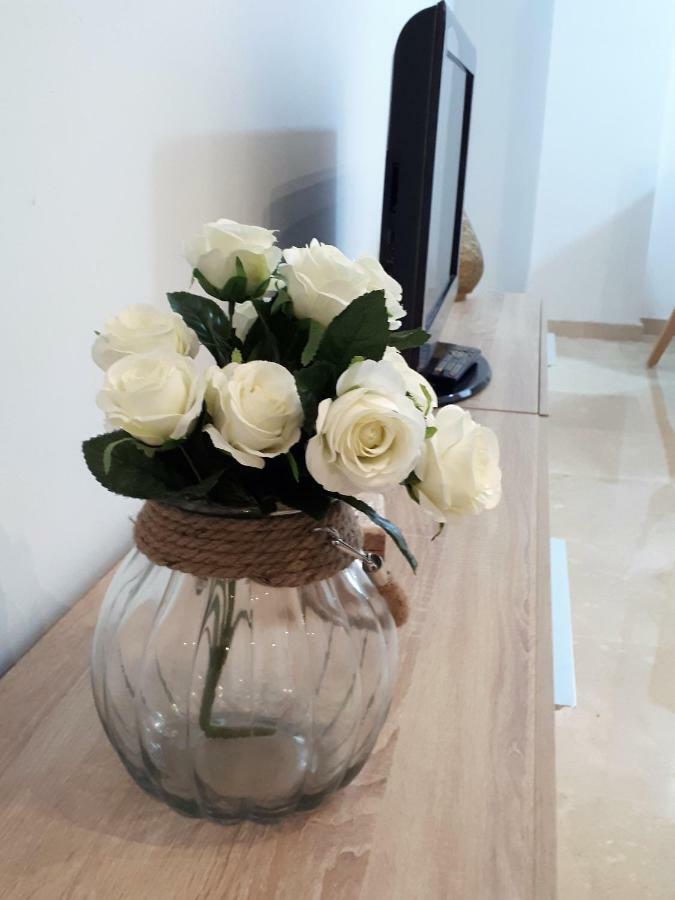 Apartamento Plaza Alfonso XII Malaga Luaran gambar