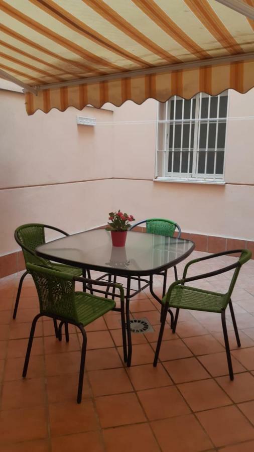 Apartamento Plaza Alfonso XII Malaga Luaran gambar